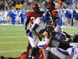 Bulldawgs lose to Mesquite Horn in first round of 5A playoffs
